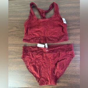 Gap Body Burgundy Lace Bralette & Bikini Set NWT Medium Racerback BxA